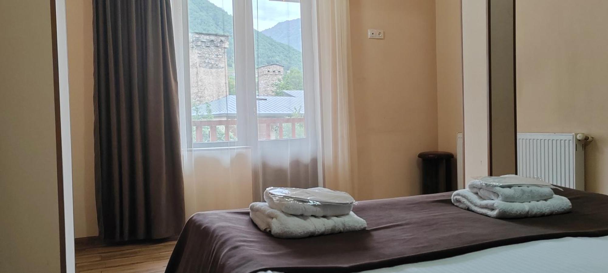 Hotel Svanseti Местия Экстерьер фото