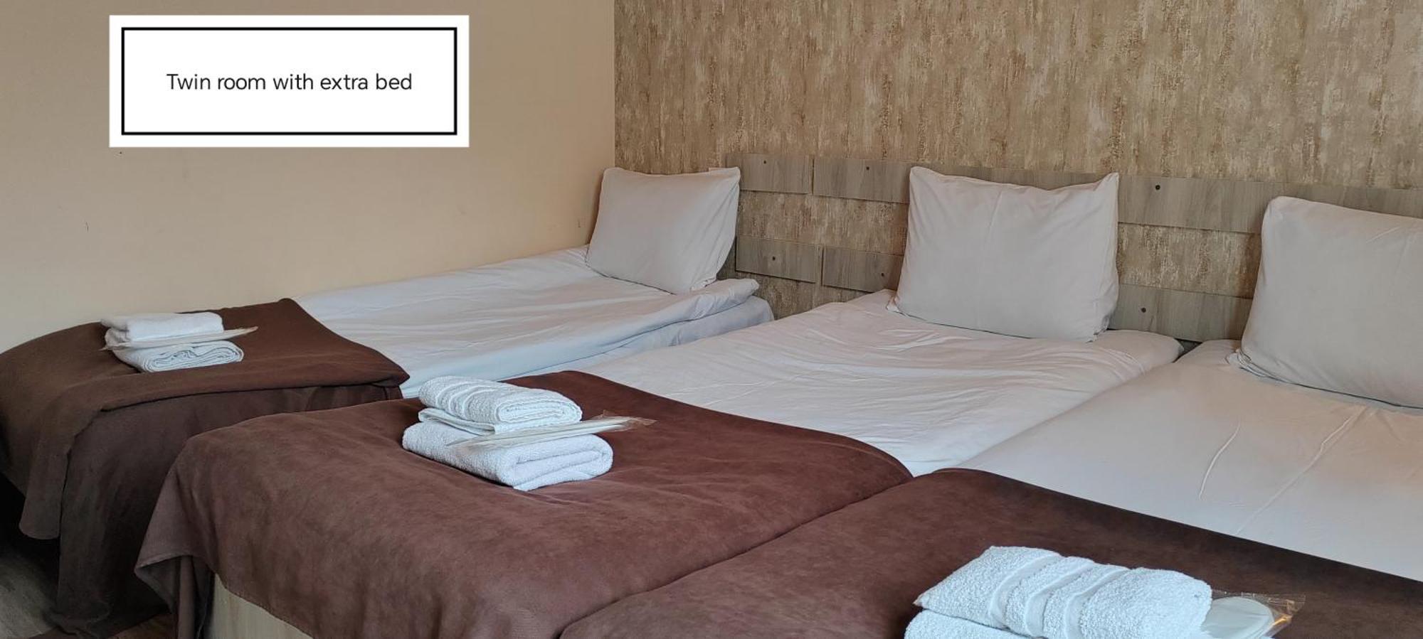 Hotel Svanseti Местия Экстерьер фото