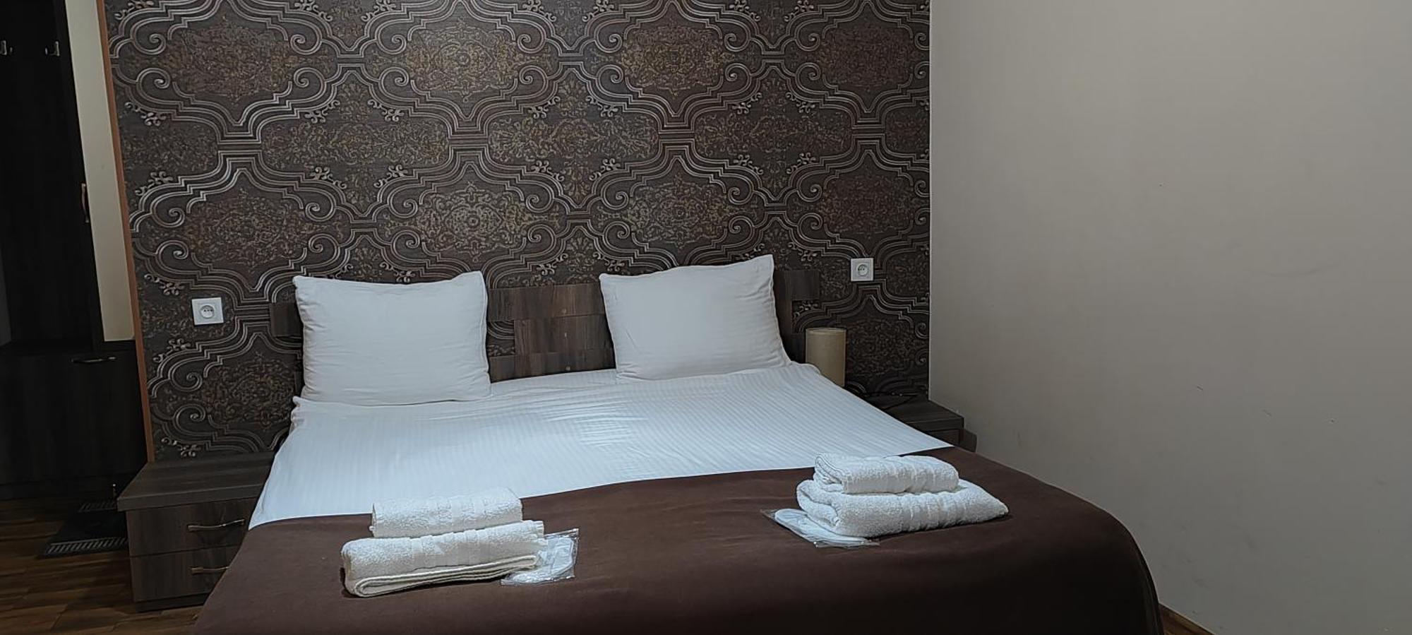 Hotel Svanseti Местия Экстерьер фото