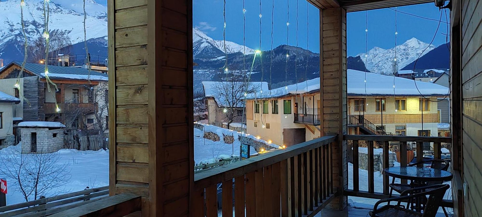 Hotel Svanseti Местия Номер фото